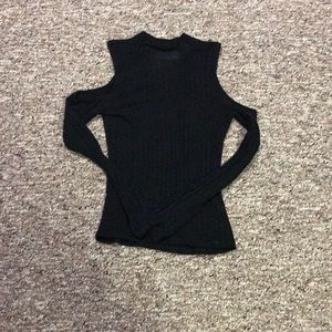 Long sleeve open shoulder shirt